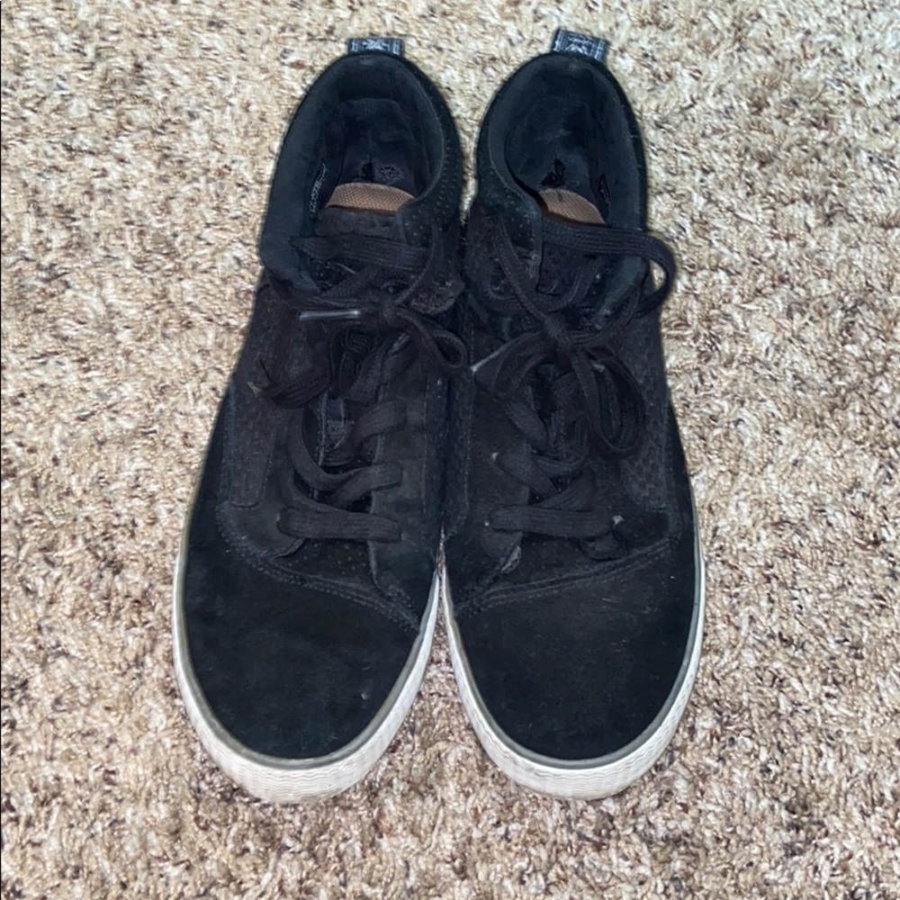 Toms hightop black sneaker